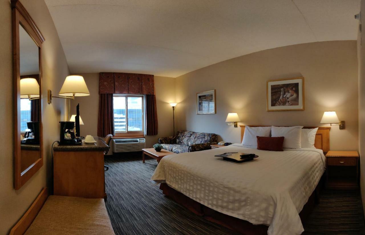 Humphry Inn And Suites Winnipeg Extérieur photo