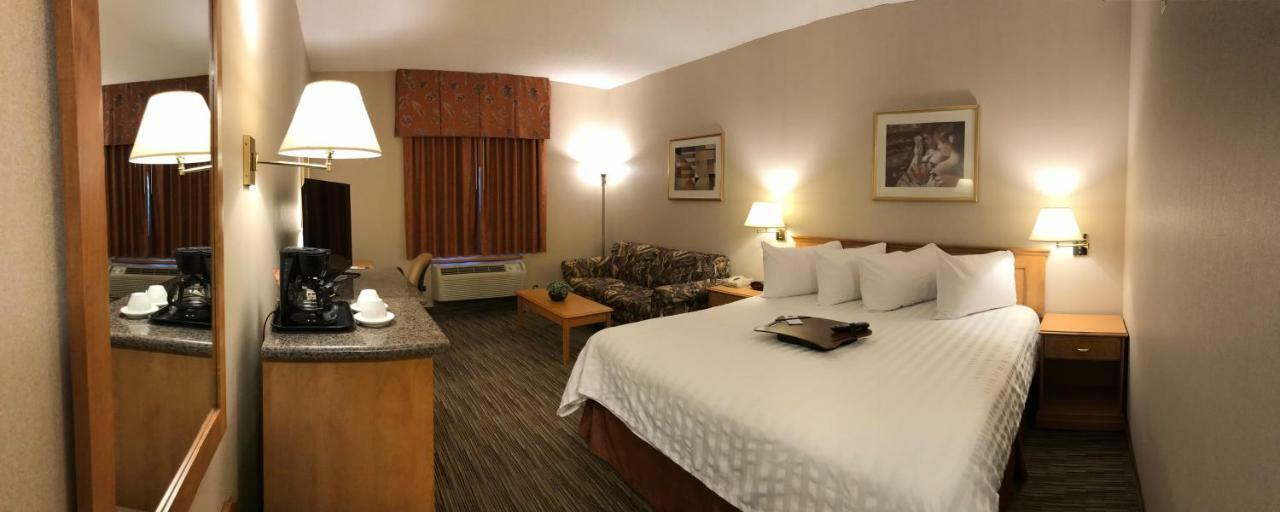 Humphry Inn And Suites Winnipeg Extérieur photo